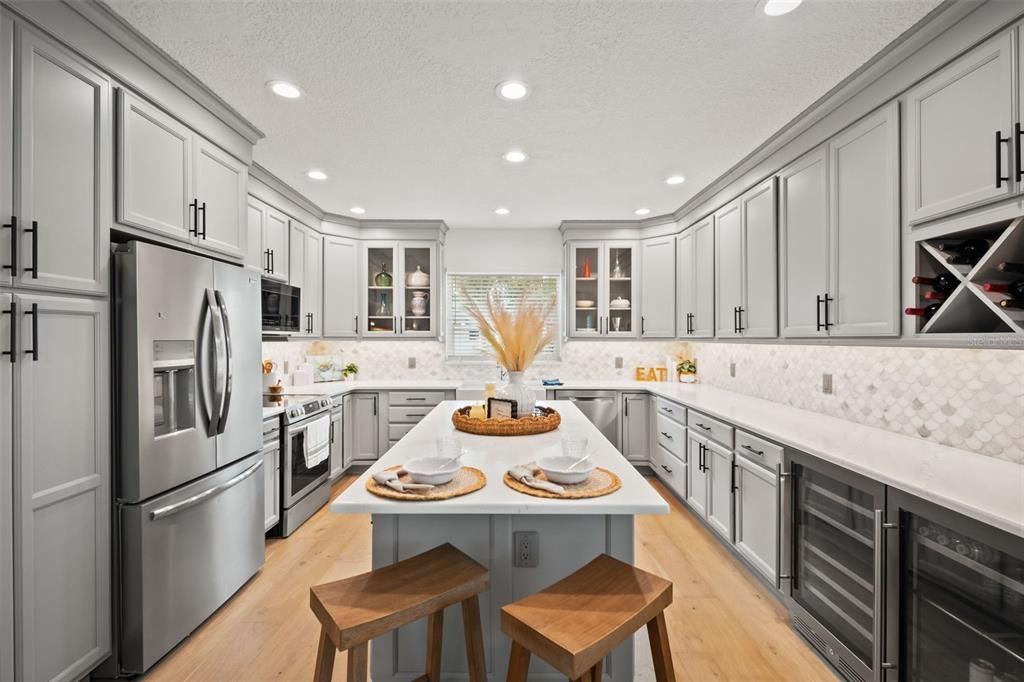 Activo con contrato: $1,265,000 (3 camas, 3 baños, 2670 Pies cuadrados)