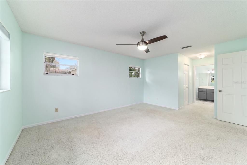 待售: $189,900 (2 贝兹, 2 浴室, 1861 平方英尺)