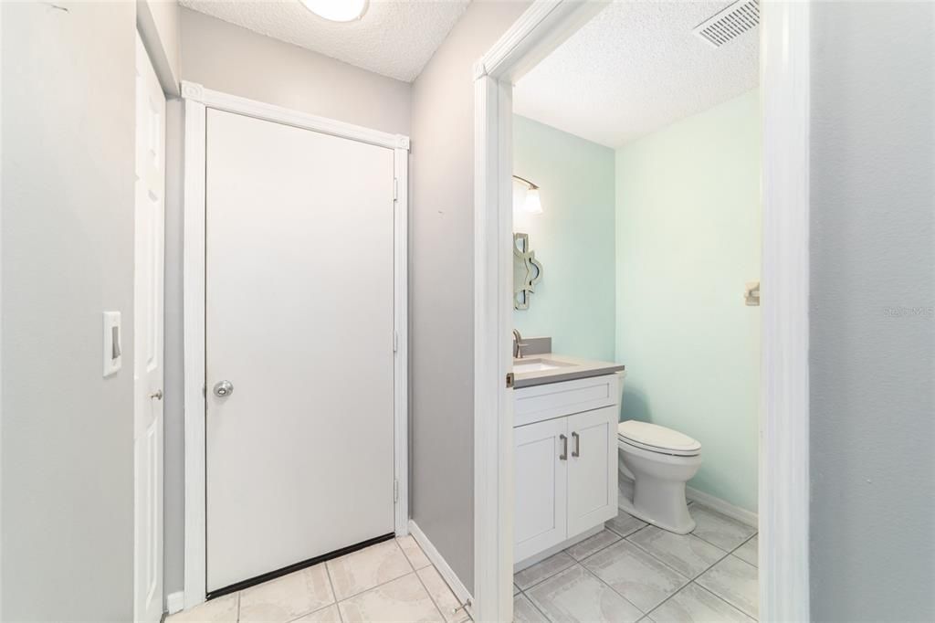 待售: $189,900 (2 贝兹, 2 浴室, 1861 平方英尺)