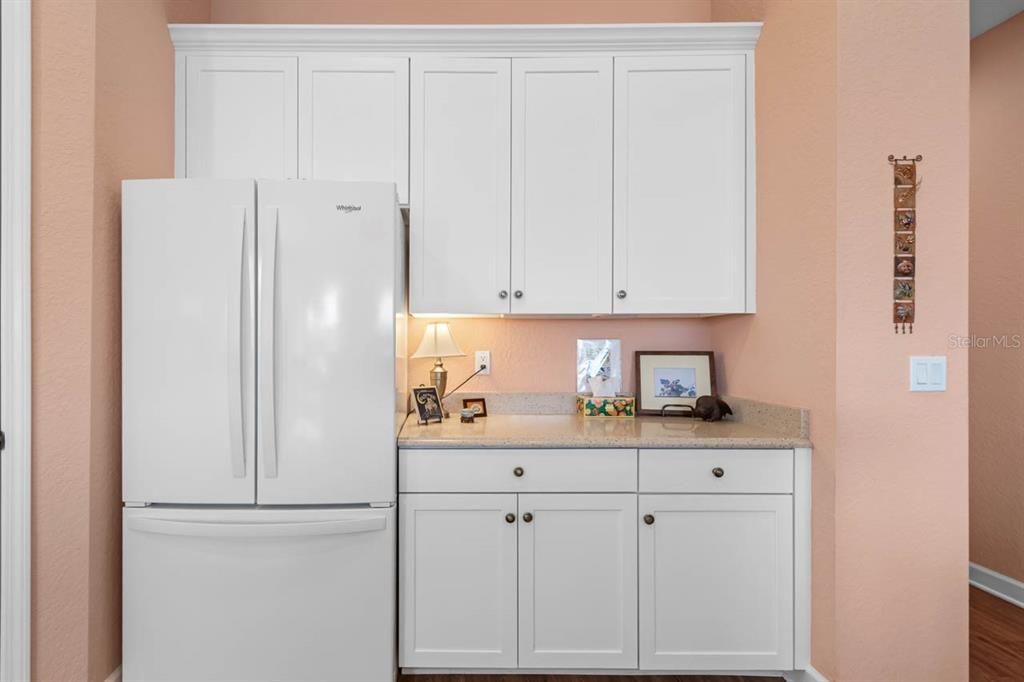 На продажу: $425,000 (3 спален, 2 ванн, 2482 Квадратных фут)