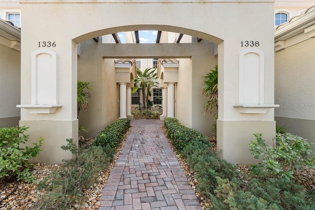 На продажу: $425,000 (3 спален, 2 ванн, 2482 Квадратных фут)