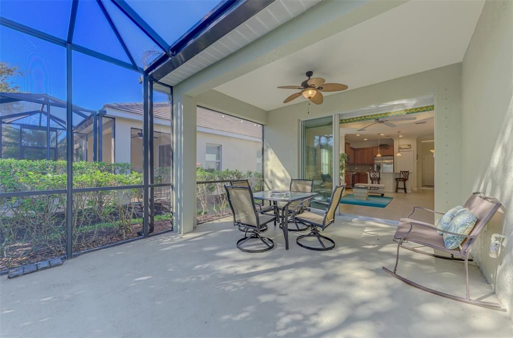 На продажу: $398,000 (2 спален, 2 ванн, 1525 Квадратных фут)