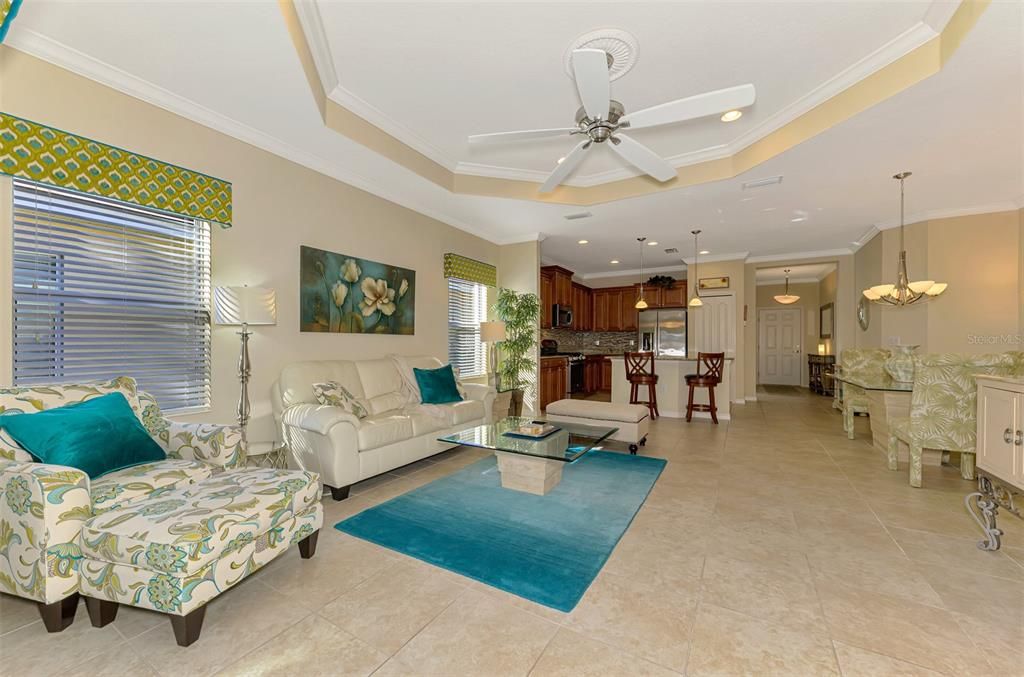 На продажу: $398,000 (2 спален, 2 ванн, 1525 Квадратных фут)