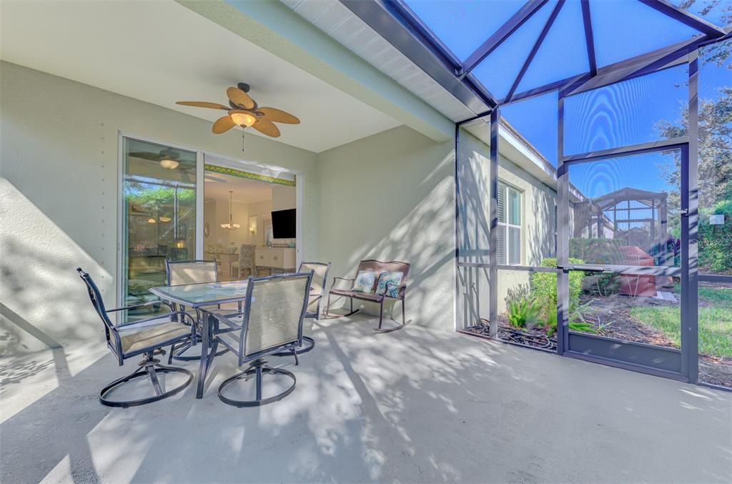 На продажу: $398,000 (2 спален, 2 ванн, 1525 Квадратных фут)