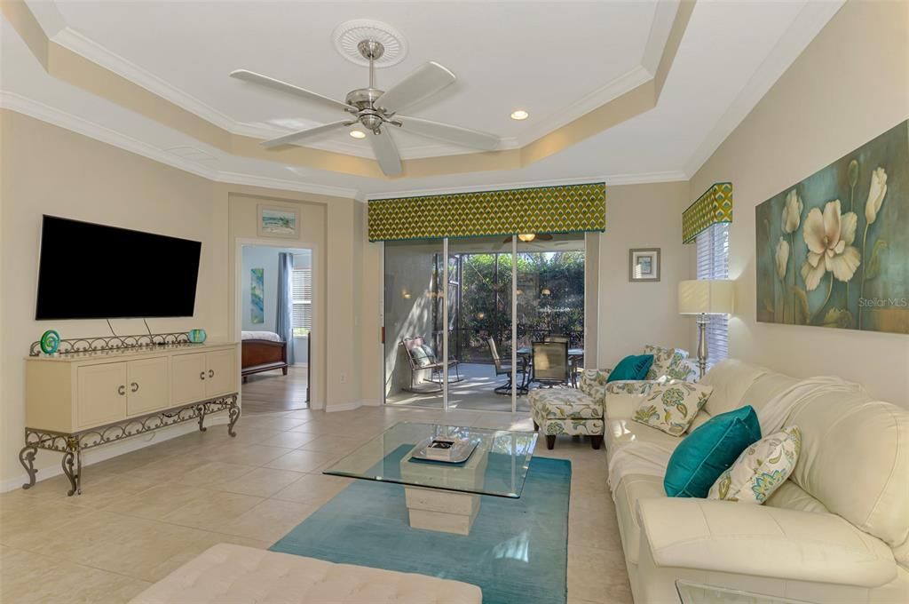 На продажу: $398,000 (2 спален, 2 ванн, 1525 Квадратных фут)