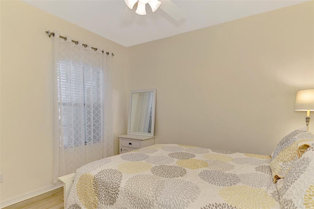 На продажу: $398,000 (2 спален, 2 ванн, 1525 Квадратных фут)