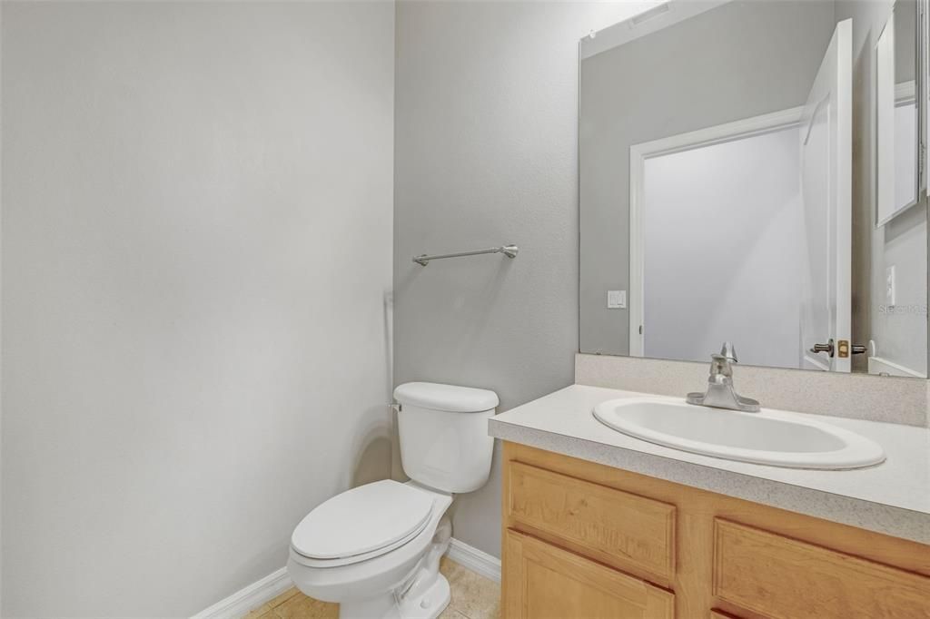 For Sale: $485,000 (5 beds, 3 baths, 2659 Square Feet)