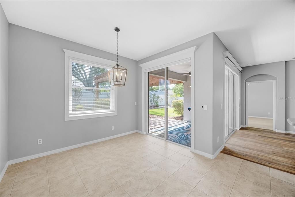 For Sale: $485,000 (5 beds, 3 baths, 2659 Square Feet)