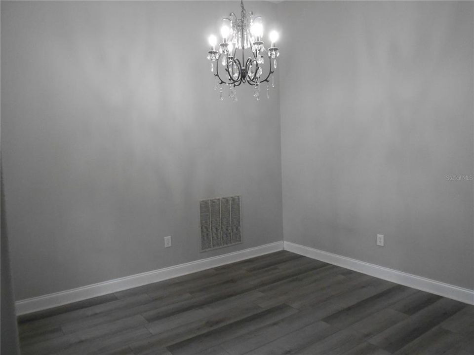 For Sale: $600,000 (4 beds, 3 baths, 2833 Square Feet)