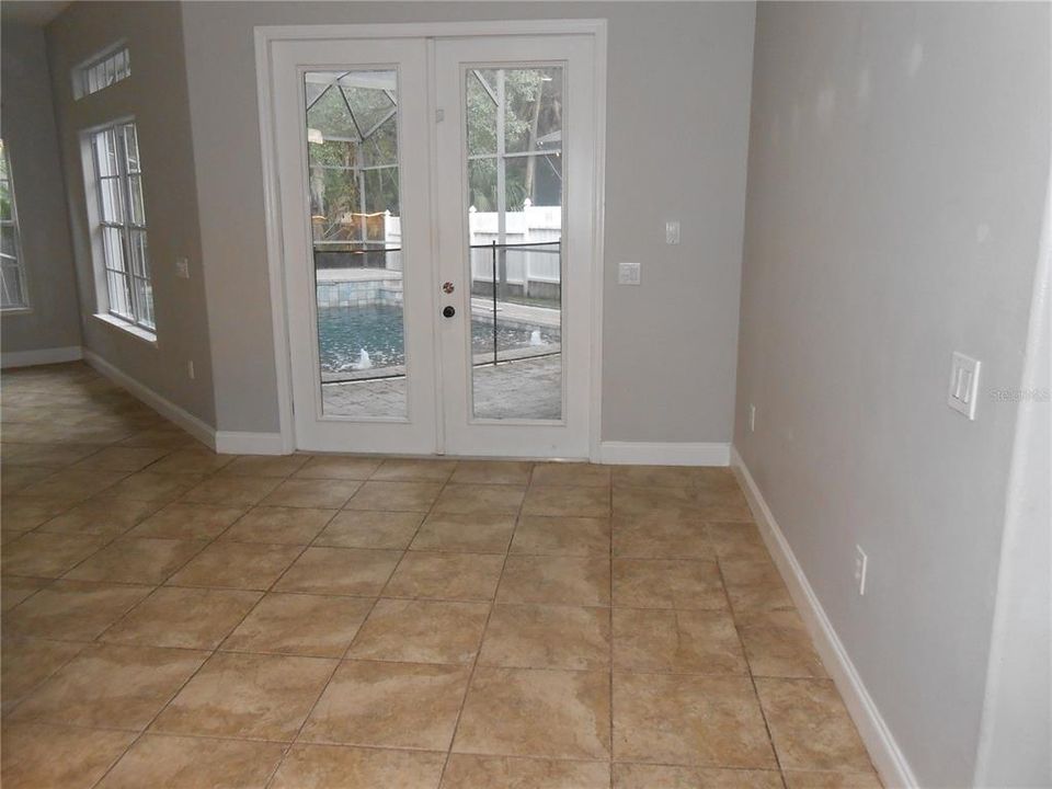 For Sale: $600,000 (4 beds, 3 baths, 2833 Square Feet)