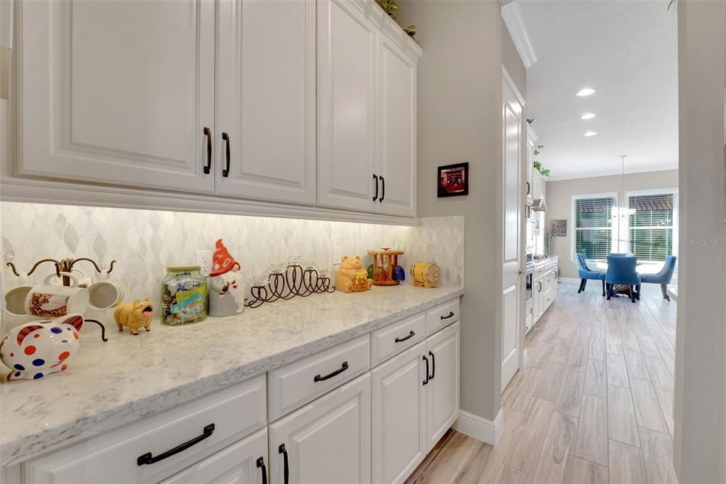 For Sale: $1,399,000 (4 beds, 3 baths, 4282 Square Feet)