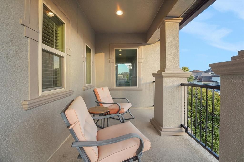 For Sale: $1,399,000 (4 beds, 3 baths, 4282 Square Feet)