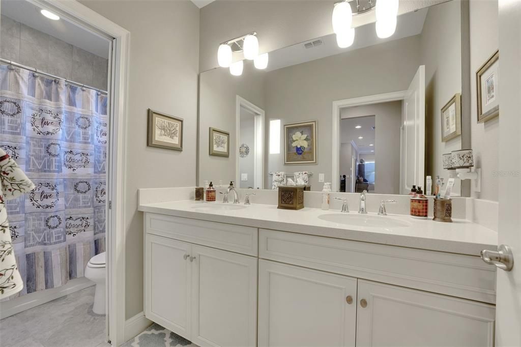 For Sale: $1,399,000 (4 beds, 3 baths, 4282 Square Feet)