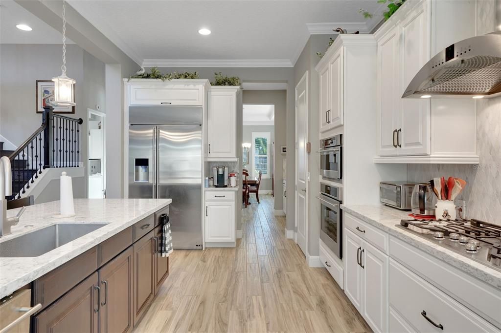 For Sale: $1,399,000 (4 beds, 3 baths, 4282 Square Feet)