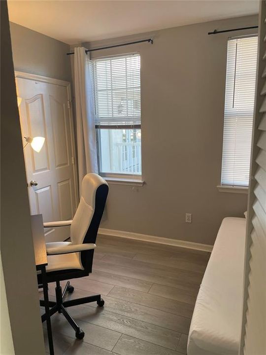 For Rent: $2,240 (3 beds, 2 baths, 1185 Square Feet)