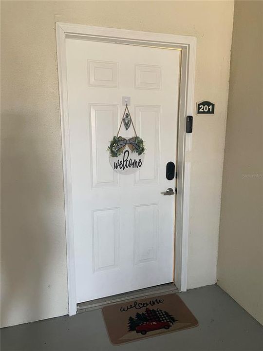 For Rent: $2,240 (3 beds, 2 baths, 1185 Square Feet)