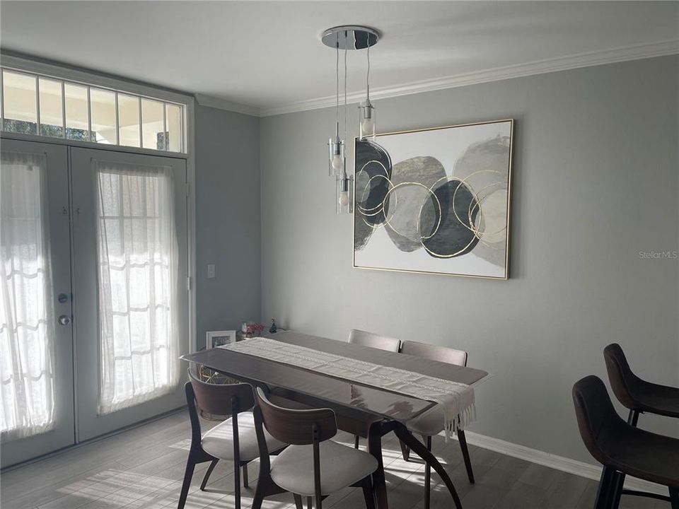 For Rent: $2,240 (3 beds, 2 baths, 1185 Square Feet)