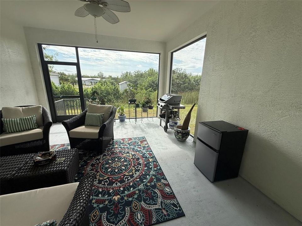 For Rent: $1,800 (3 beds, 2 baths, 1349 Square Feet)