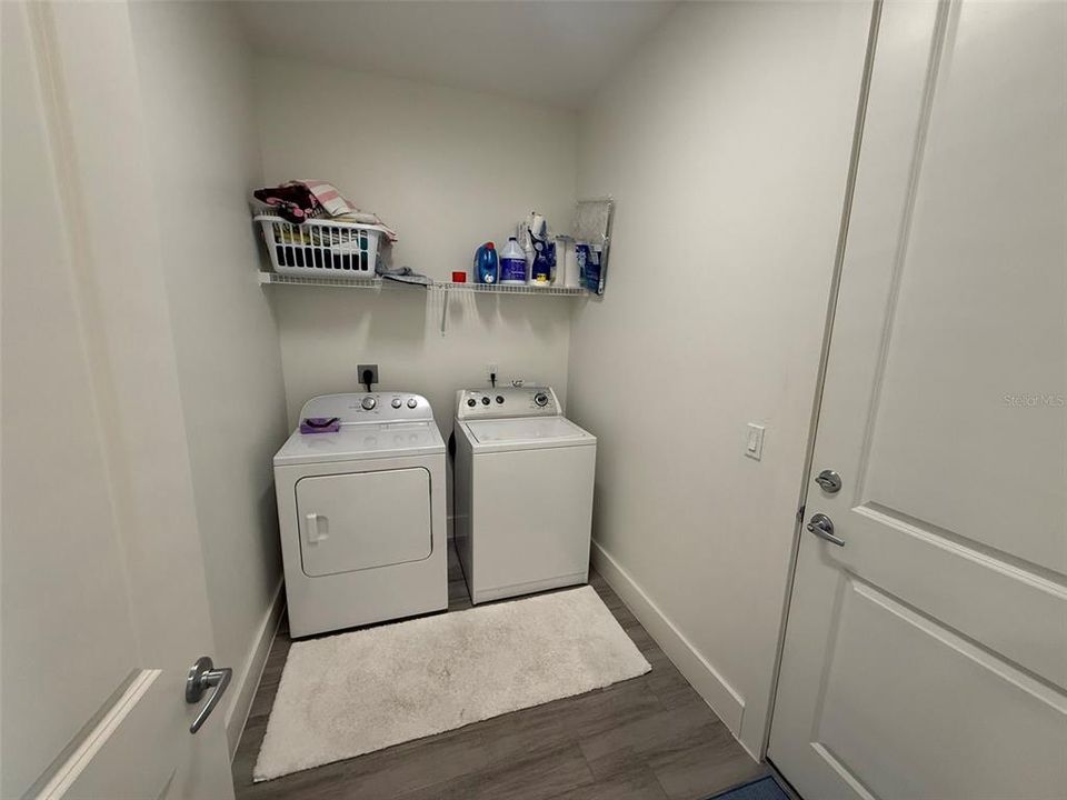 For Rent: $1,800 (3 beds, 2 baths, 1349 Square Feet)