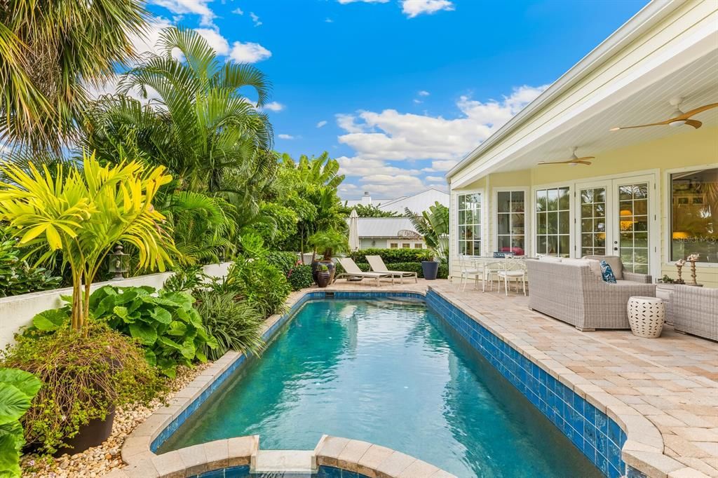 待售: $5,650,000 (3 贝兹, 4 浴室, 3075 平方英尺)