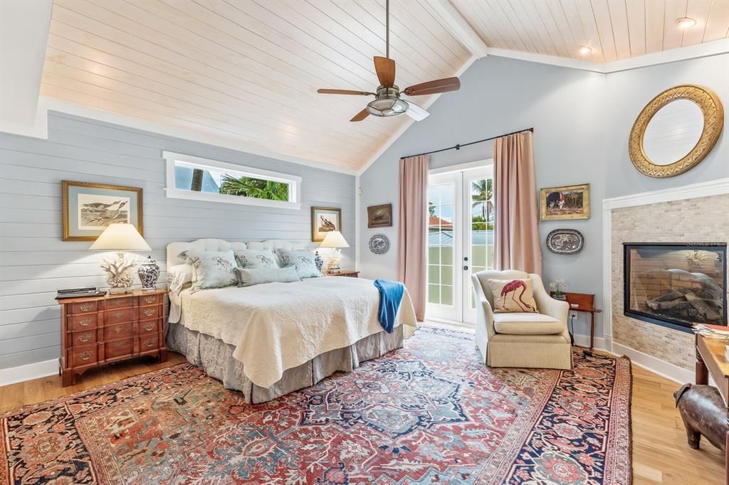 待售: $5,650,000 (3 贝兹, 4 浴室, 3075 平方英尺)