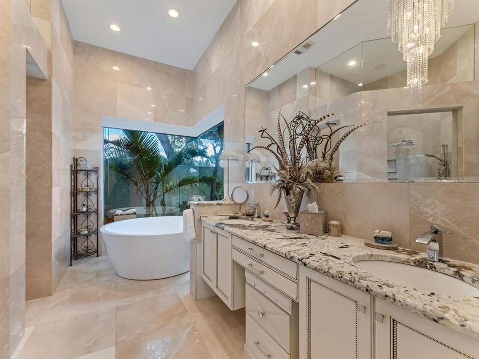 En Venta: $1,375,000 (4 camas, 4 baños, 2976 Pies cuadrados)