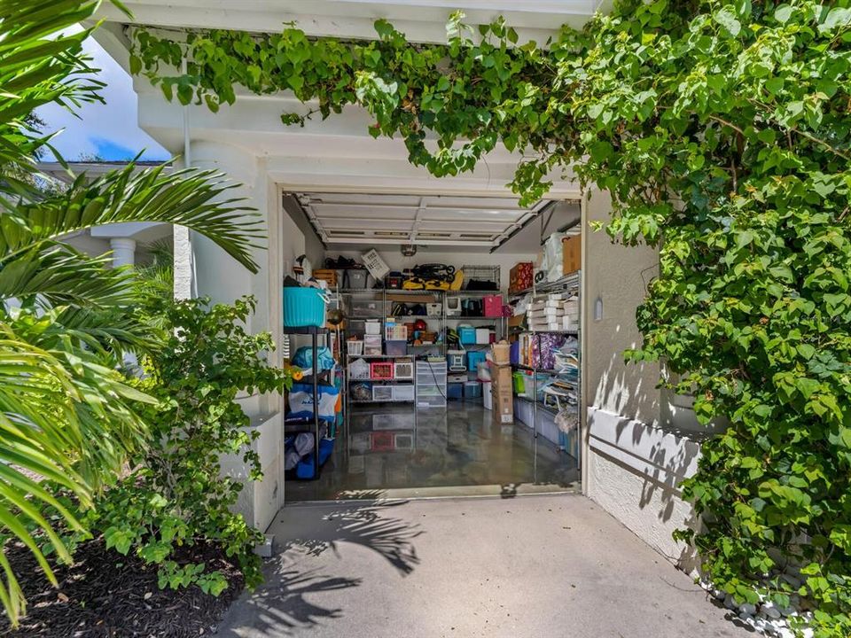 En Venta: $1,375,000 (4 camas, 4 baños, 2976 Pies cuadrados)