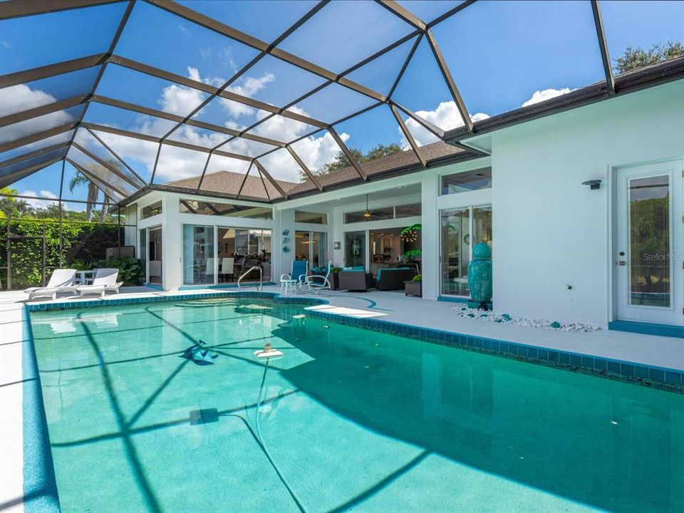 En Venta: $1,375,000 (4 camas, 4 baños, 2976 Pies cuadrados)