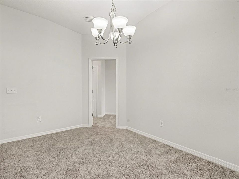 For Sale: $335,000 (4 beds, 2 baths, 1571 Square Feet)