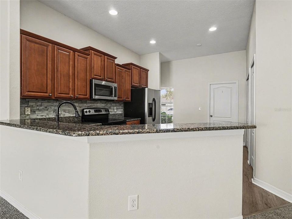 For Sale: $335,000 (4 beds, 2 baths, 1571 Square Feet)