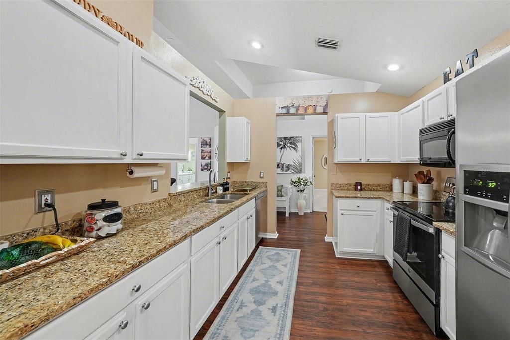 En Venta: $514,900 (4 camas, 2 baños, 1665 Pies cuadrados)