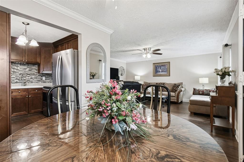 En Renta: $1,595 (2 camas, 2 baños, 984 Pies cuadrados)