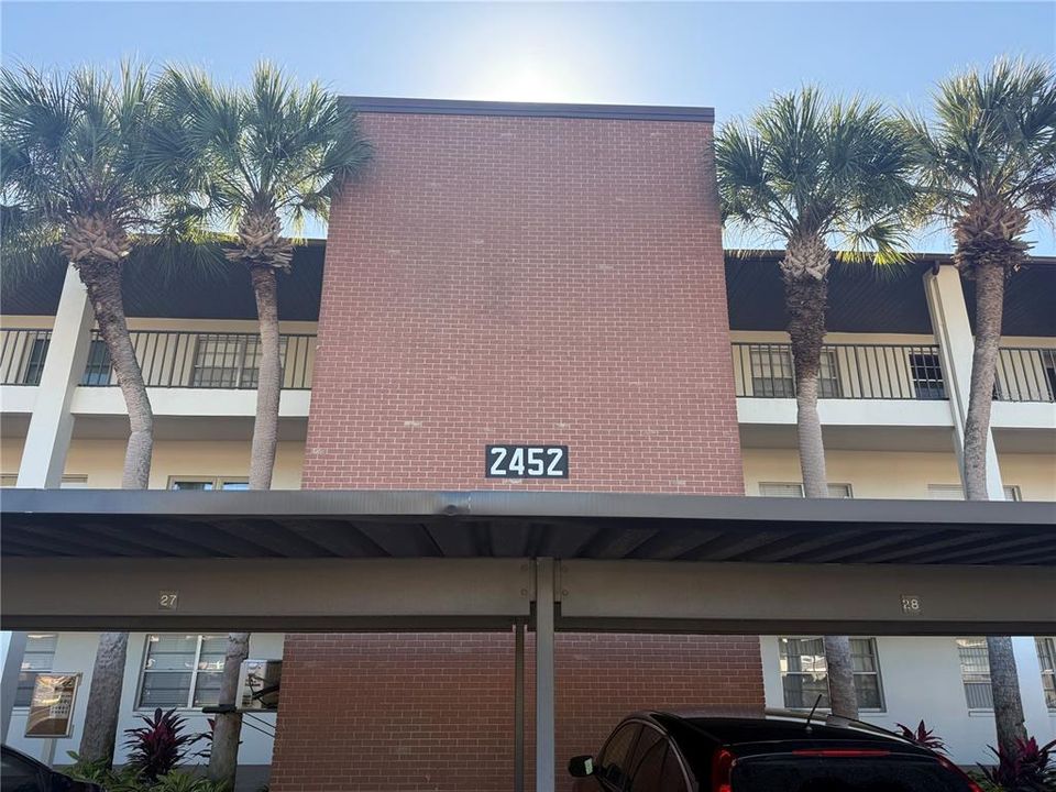 For Sale: $149,900 (1 beds, 1 baths, 593 Square Feet)