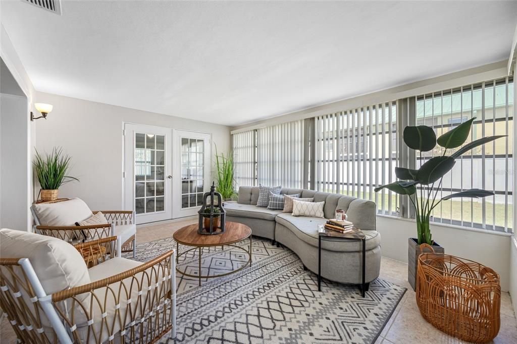 For Sale: $489,900 (3 beds, 2 baths, 1493 Square Feet)