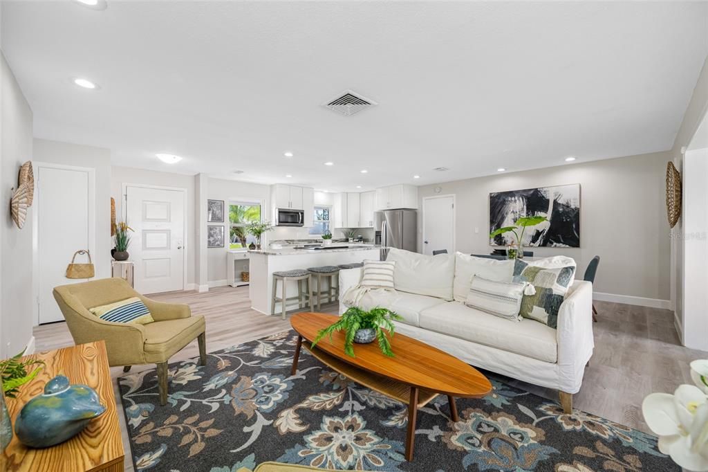 For Sale: $489,900 (3 beds, 2 baths, 1493 Square Feet)