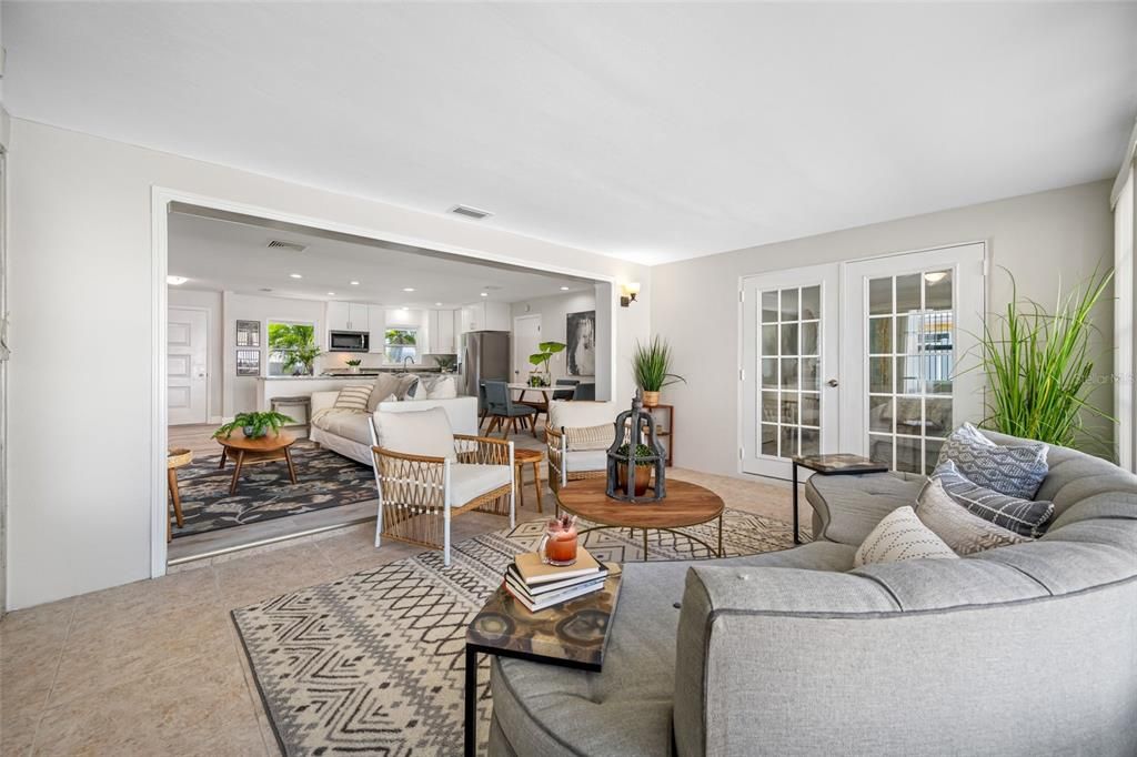 For Sale: $489,900 (3 beds, 2 baths, 1493 Square Feet)