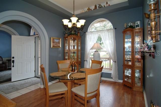 En Venta: $525,000 (3 camas, 2 baños, 2195 Pies cuadrados)