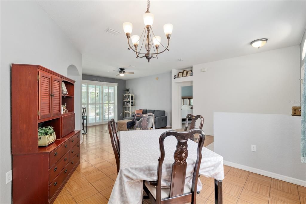 For Rent: $2,700 (3 beds, 2 baths, 2095 Square Feet)