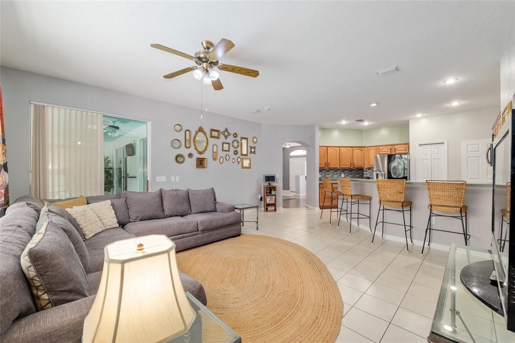 For Rent: $2,700 (3 beds, 2 baths, 2095 Square Feet)