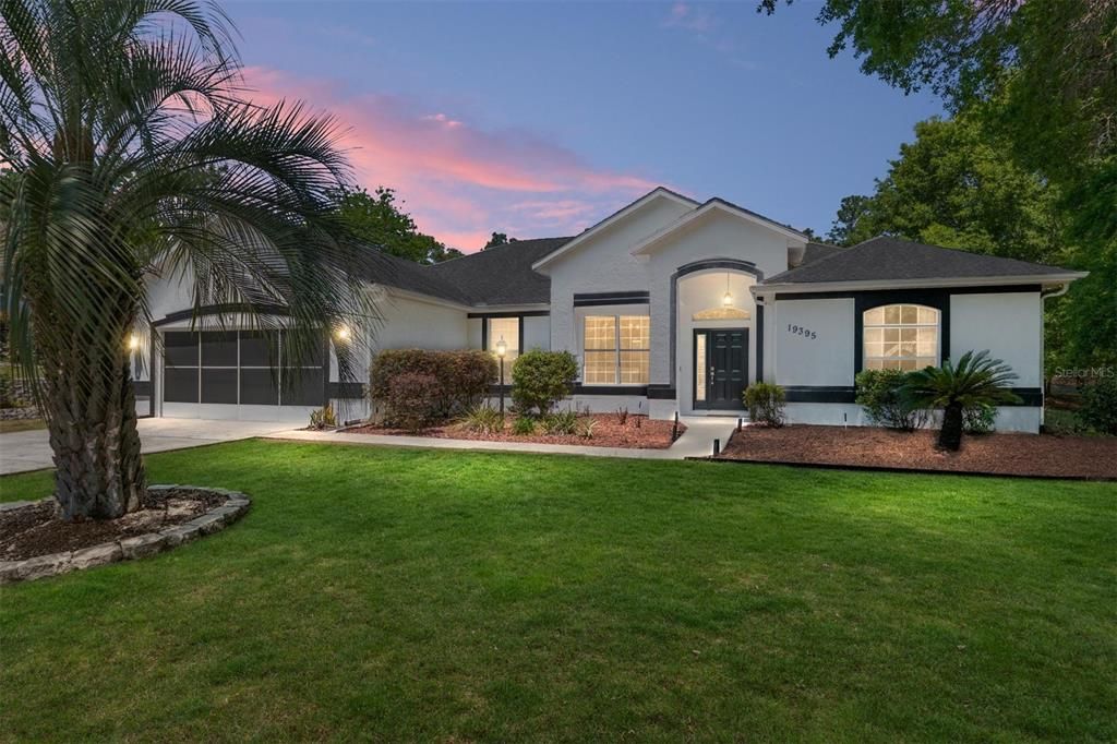 For Rent: $2,700 (3 beds, 2 baths, 2095 Square Feet)