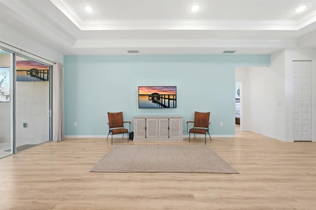 На продажу: $575,000 (3 спален, 2 ванн, 1834 Квадратных фут)