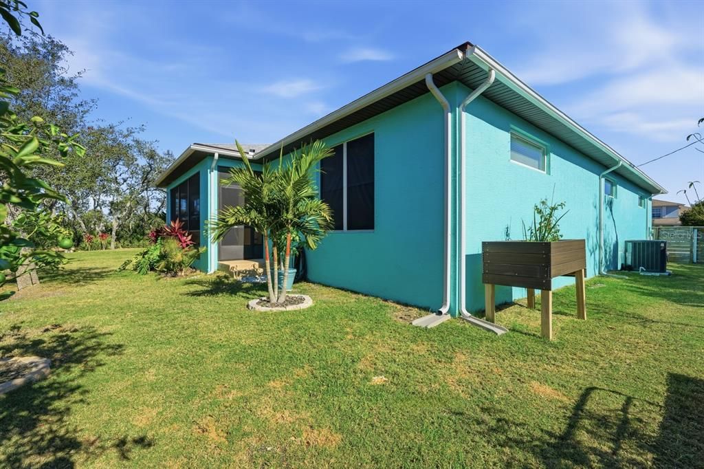 На продажу: $575,000 (3 спален, 2 ванн, 1834 Квадратных фут)