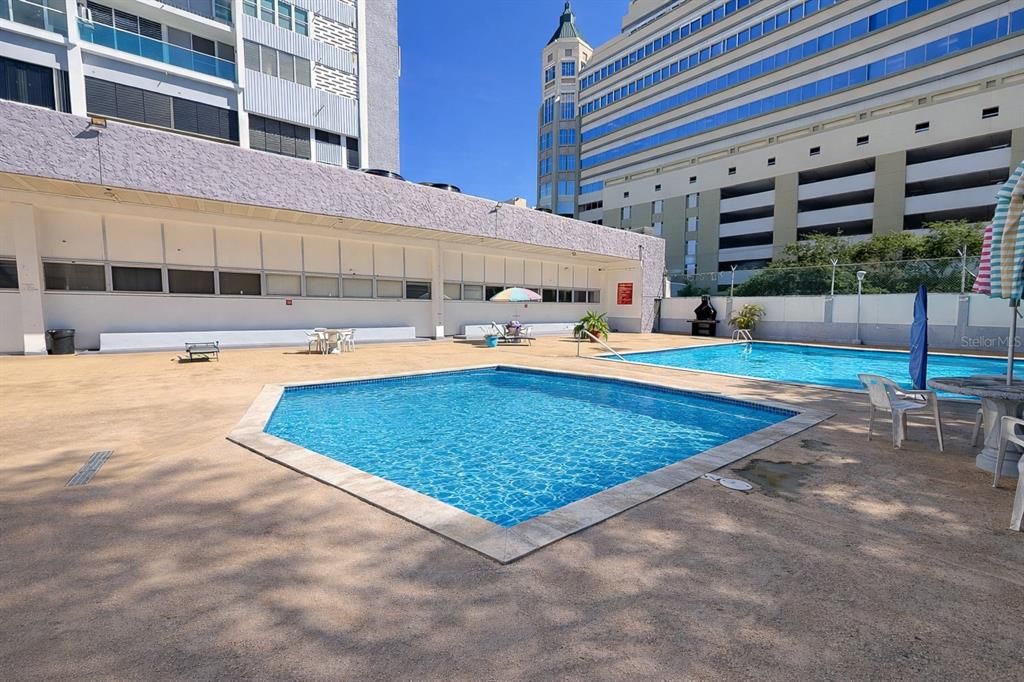 На продажу: $276,000 (2 спален, 2 ванн, 816 Квадратных фут)