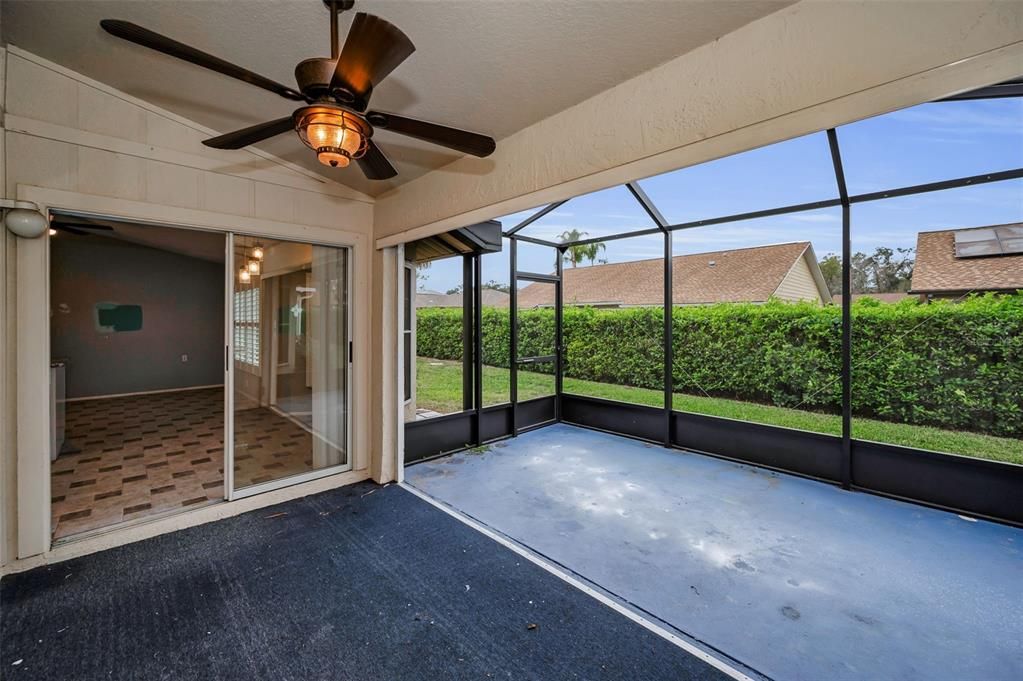 For Sale: $329,900 (2 beds, 2 baths, 1549 Square Feet)