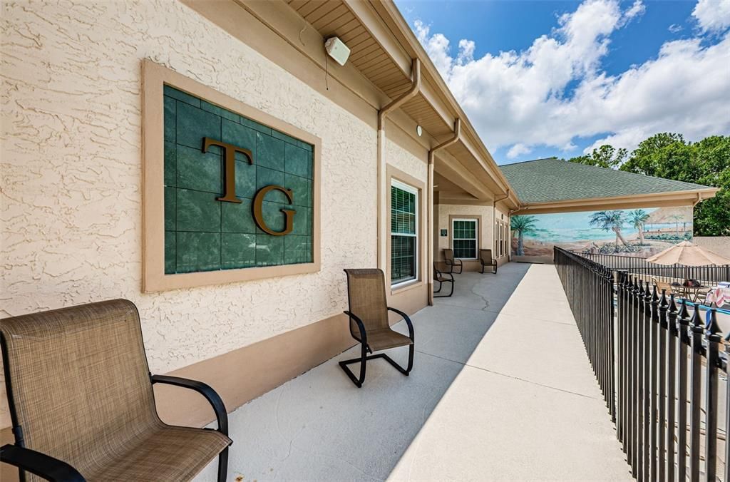 For Sale: $329,900 (2 beds, 2 baths, 1549 Square Feet)