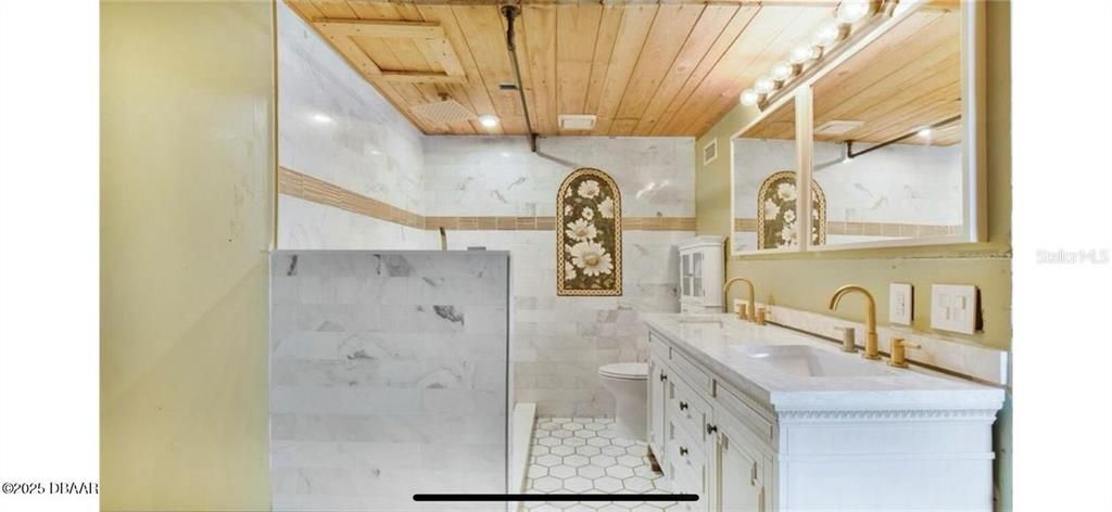 待售: $450,000 (2 贝兹, 2 浴室, 1289 平方英尺)