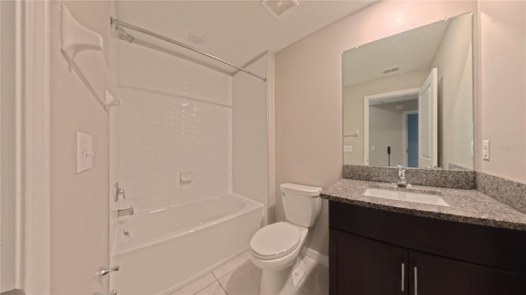 For Rent: $2,900 (3 beds, 2 baths, 1451 Square Feet)