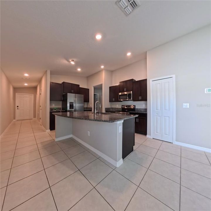 For Rent: $2,900 (3 beds, 2 baths, 1451 Square Feet)