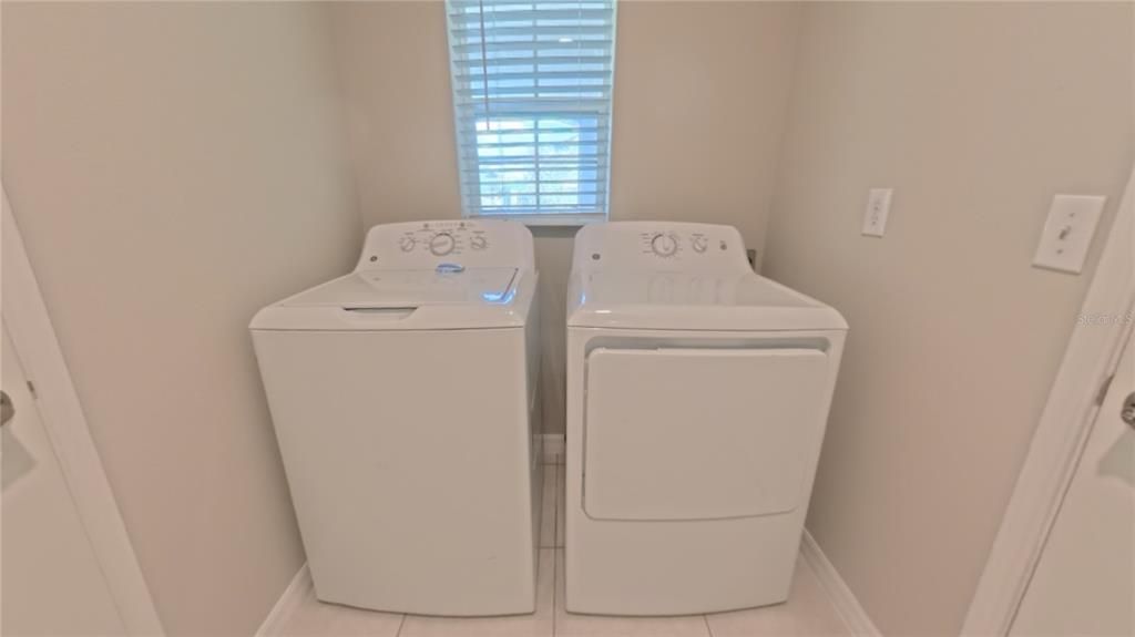 For Rent: $2,900 (3 beds, 2 baths, 1451 Square Feet)