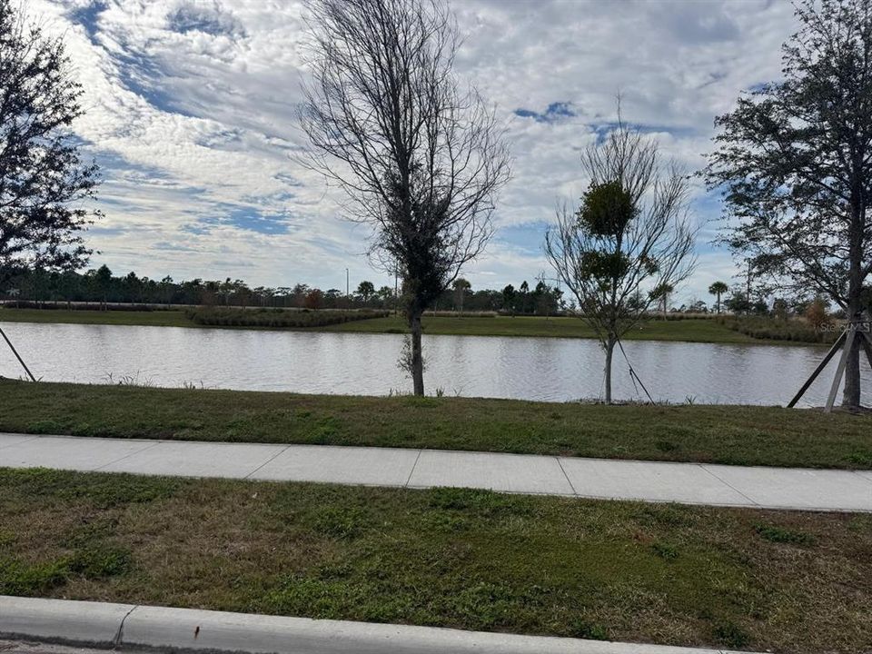 For Rent: $2,500 (4 beds, 3 baths, 1769 Square Feet)